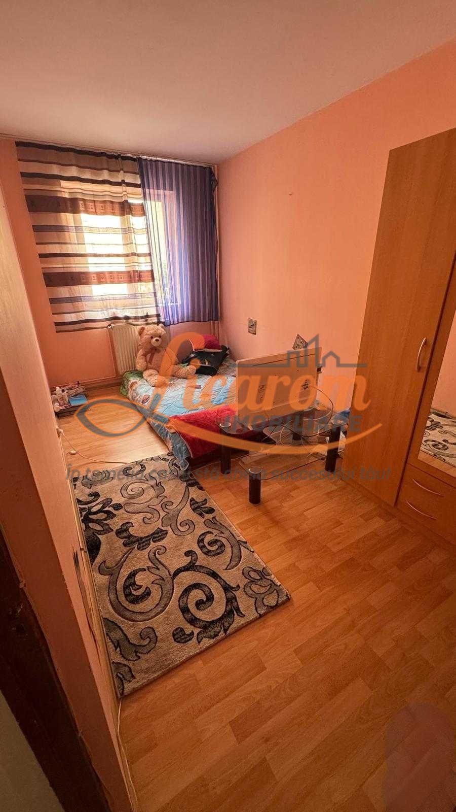 Apartament 3 camere decomandat Calea Bucuresti etaj 1/4 - 5