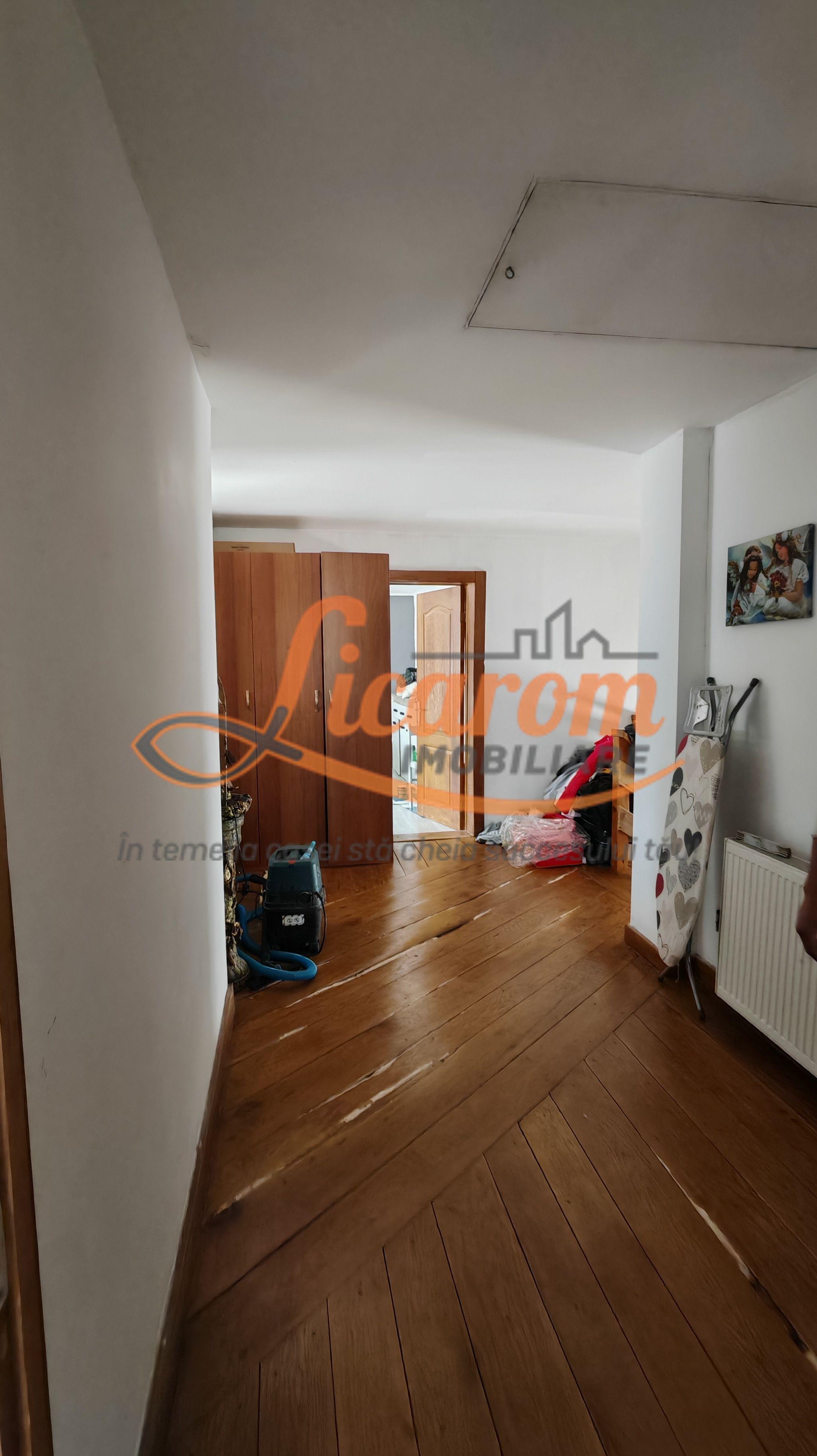 Vila P+E Bartolomeu,4 camere,4 bai,curte,garaj. - 10