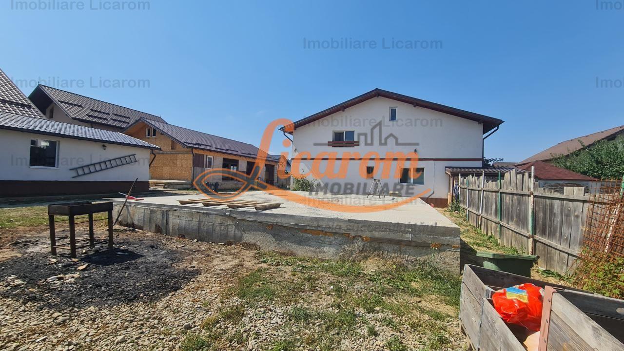 Proprietate in Cristian cu trei constructii+o fundatie,450000euro - 5