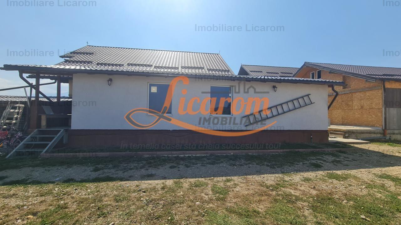 Proprietate in Cristian cu trei constructii+o fundatie,450000euro - 6