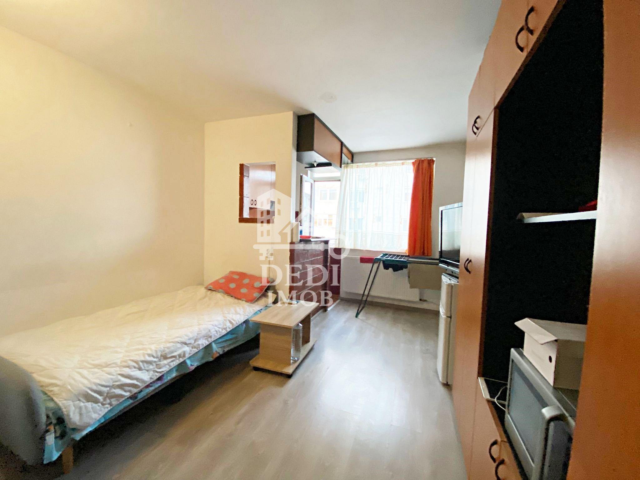 Apartament 1 camere de inchiriat in zona Rogerius, Oradea - 1