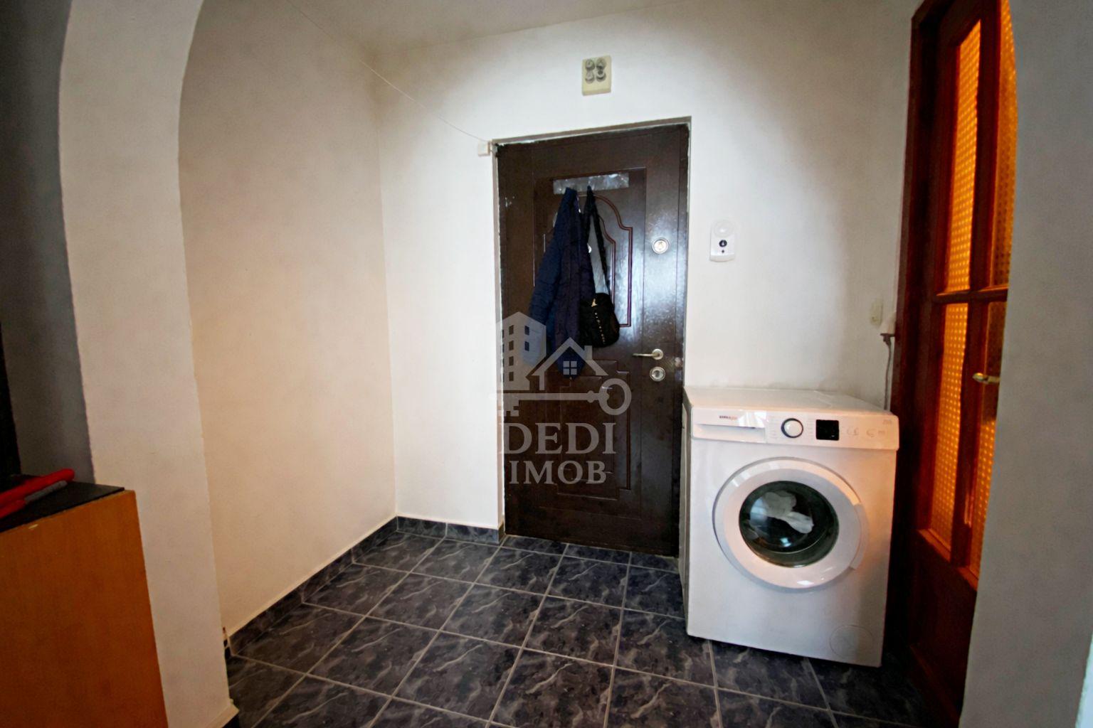 Apartament 1 camere de inchiriat in zona Rogerius, Oradea - 5