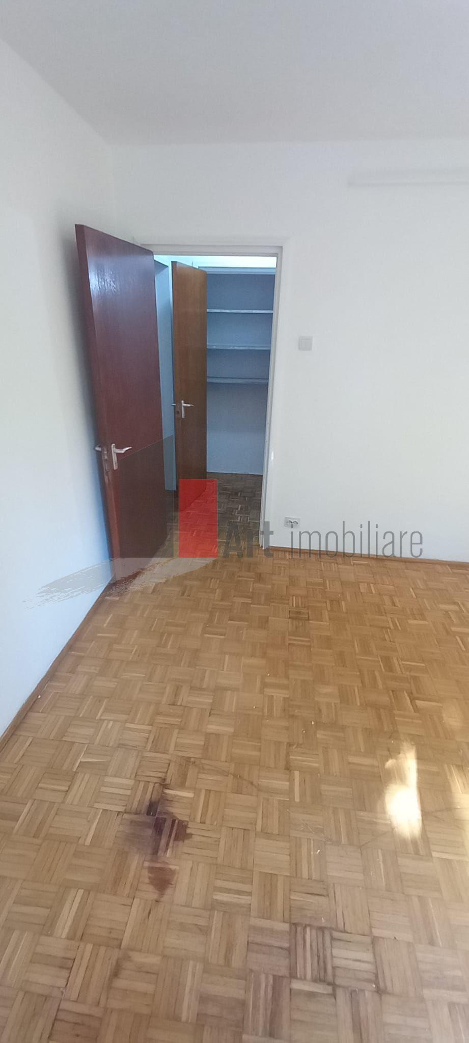 Dr Taberei - Plaza Romania - 9