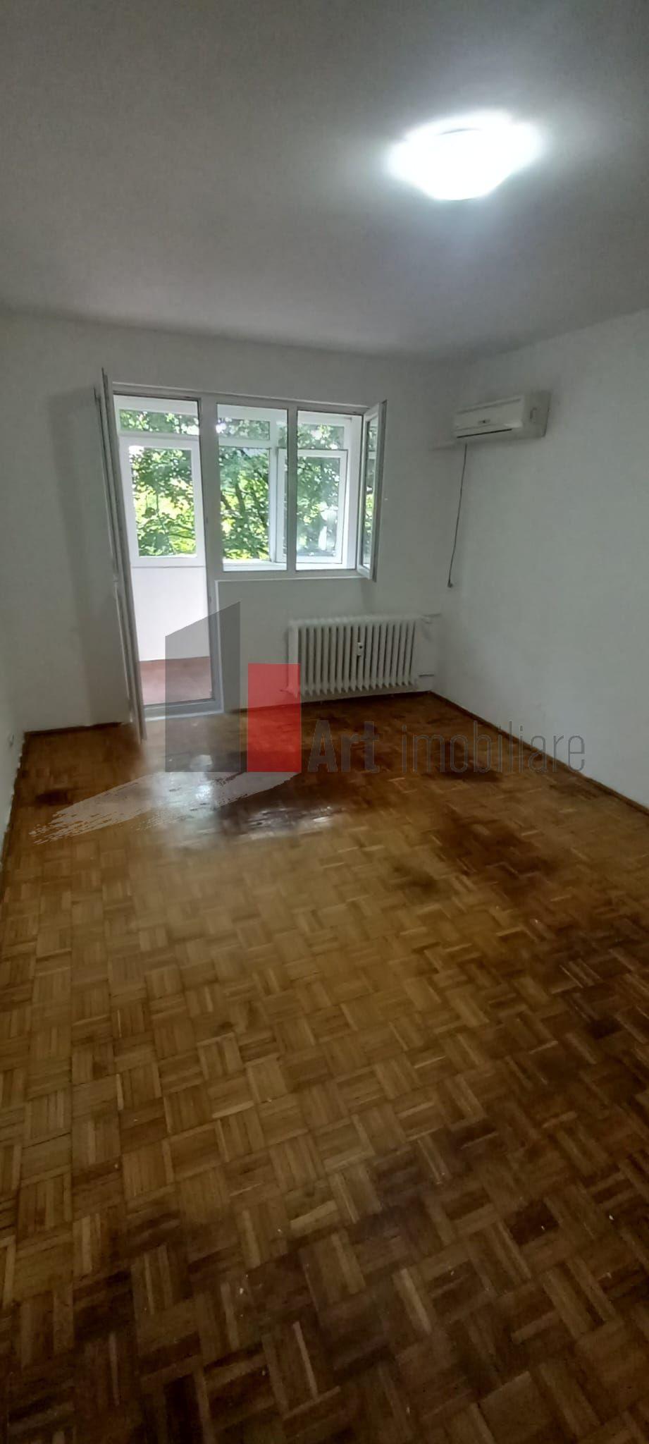 Dr Taberei - Plaza Romania - 1