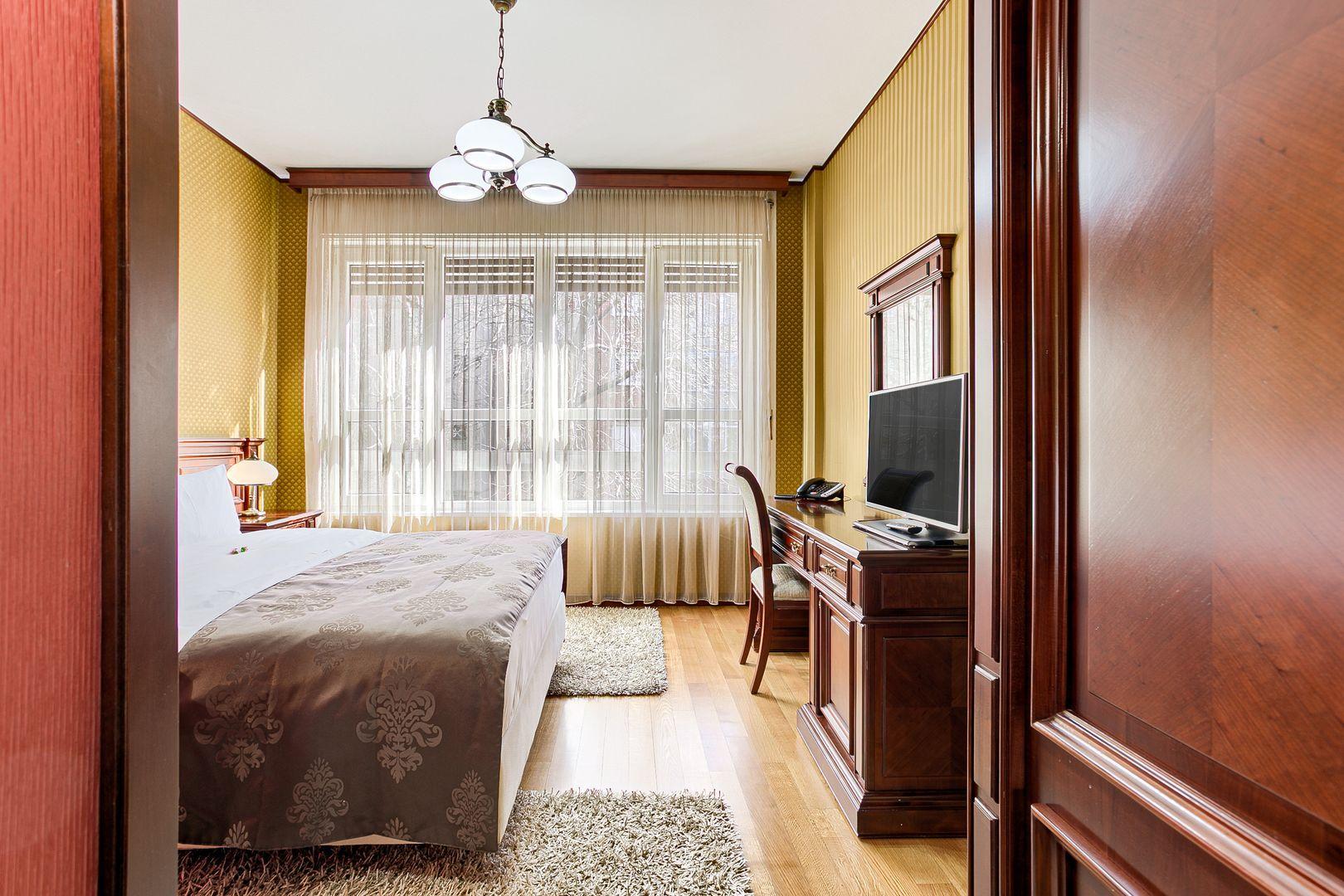 Oportunitate de investiție: Hotel Best Western de 4 stele Arad - Român - 5