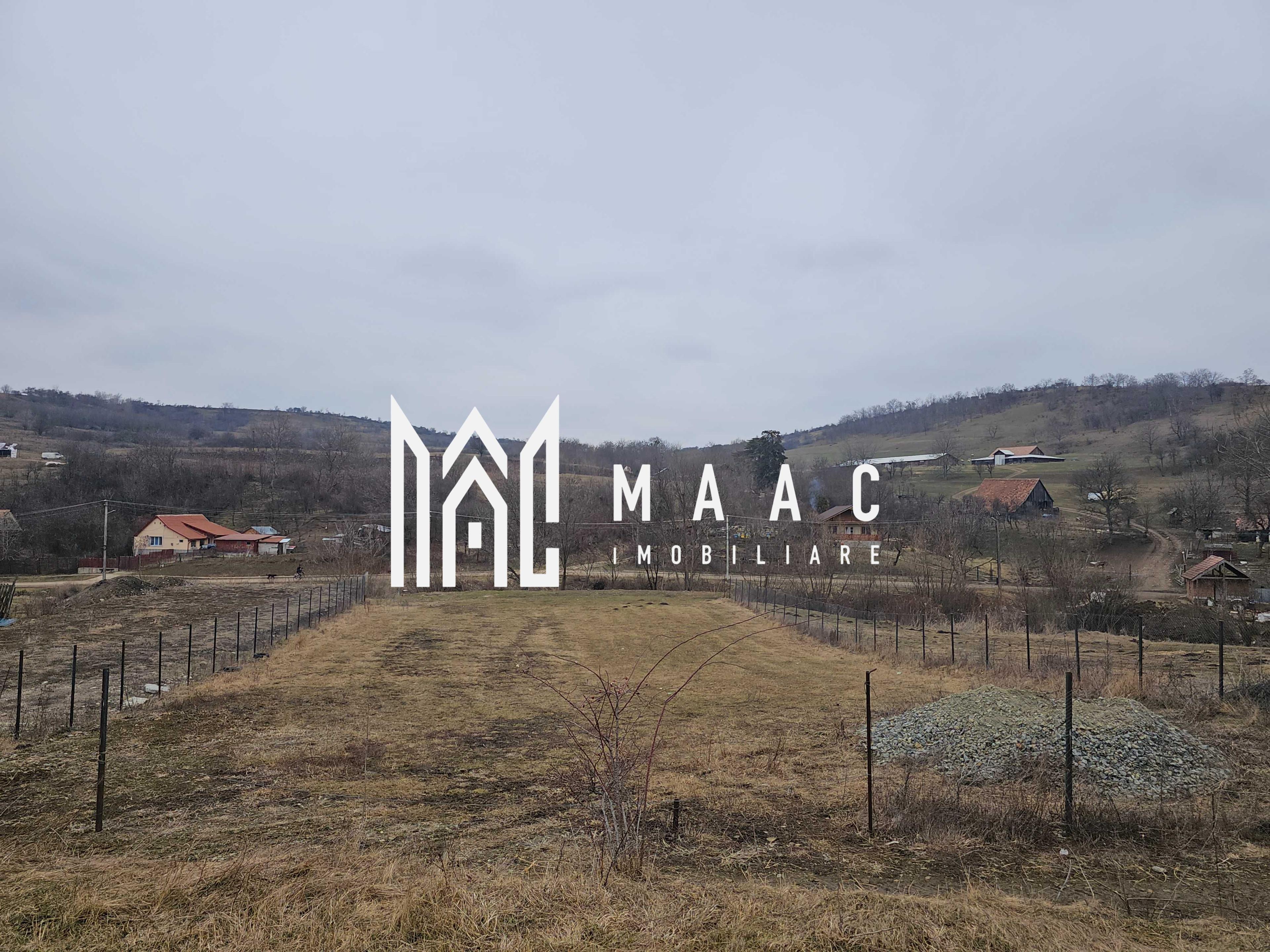 Teren de vânzare în Hamba | 1.740 mp | cu utilități și ieșire la râu - 1
