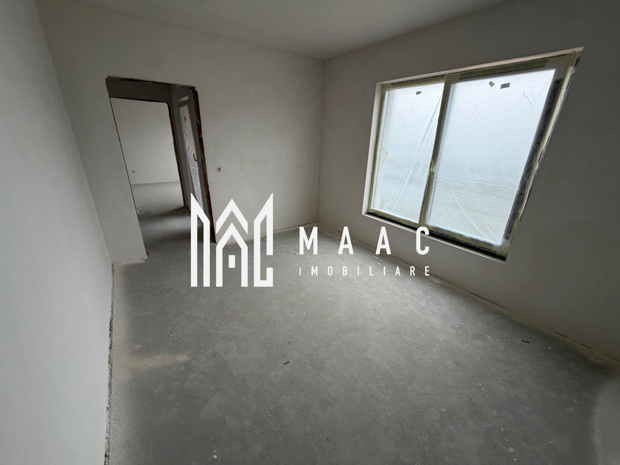 Casă Tip Duplex | 4 Camere | 2 Balcoane | Terasă | Șura Mică - 10