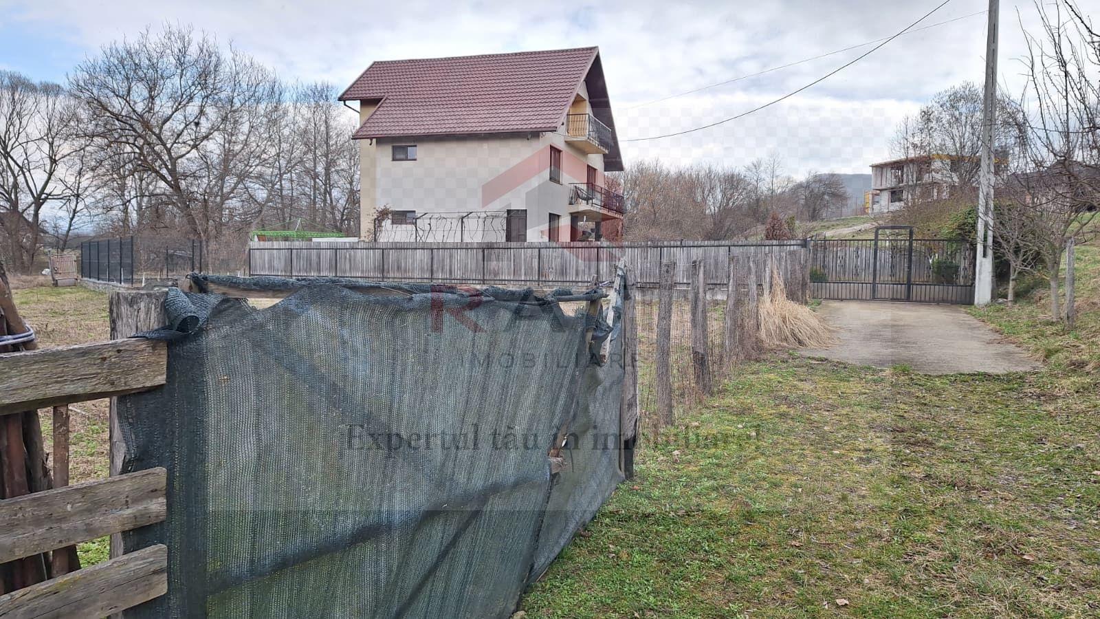 Teren intravilan Curtea de Arges - 1