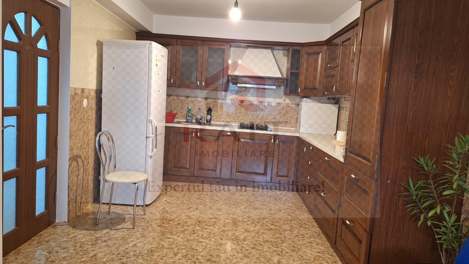 Casa de inchiriat Curtea de Arges - 9