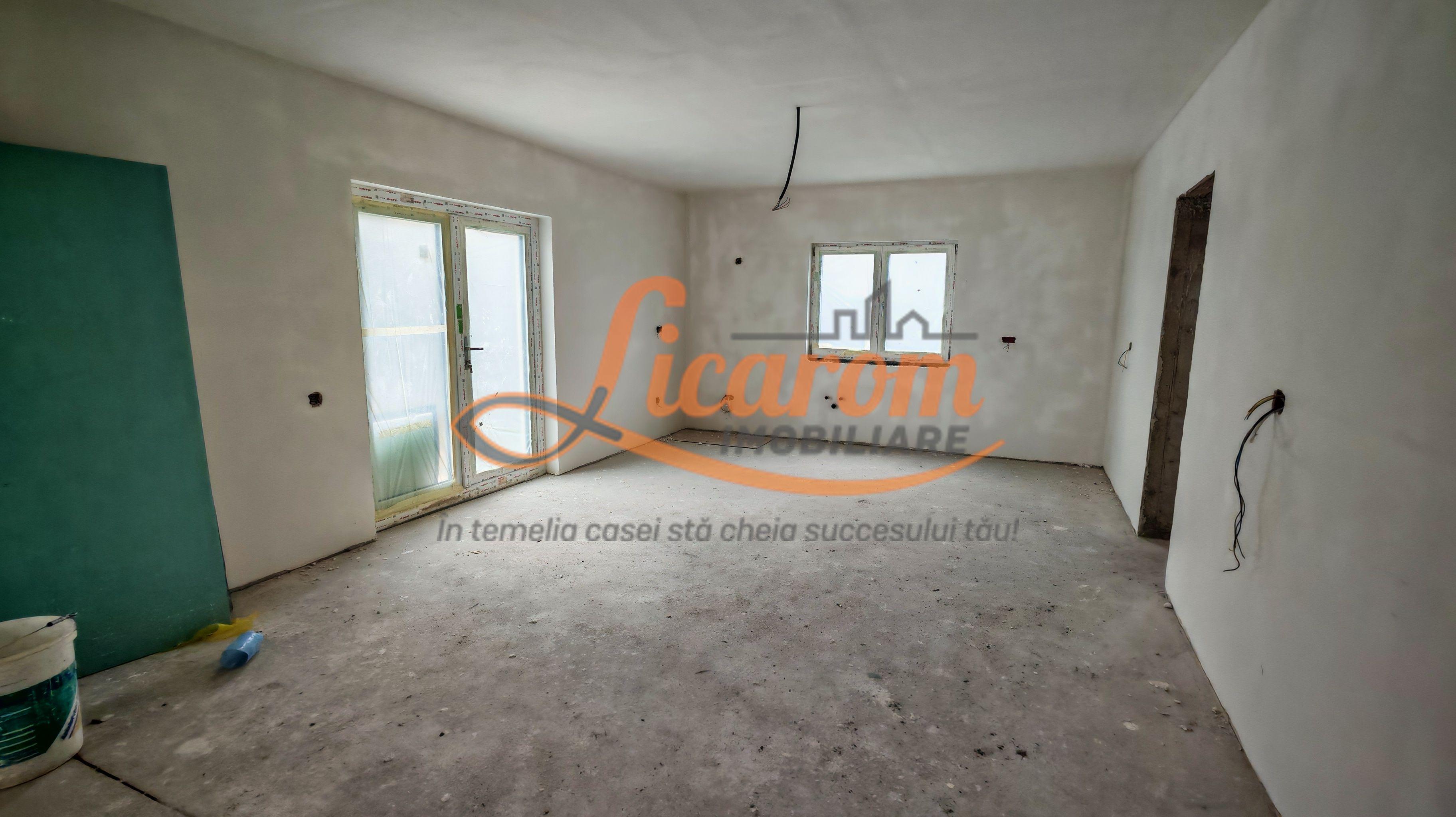 Vila LUX Parter+Etaj(stil mediteranean) in Sanpetru Calea Harmanului - 8