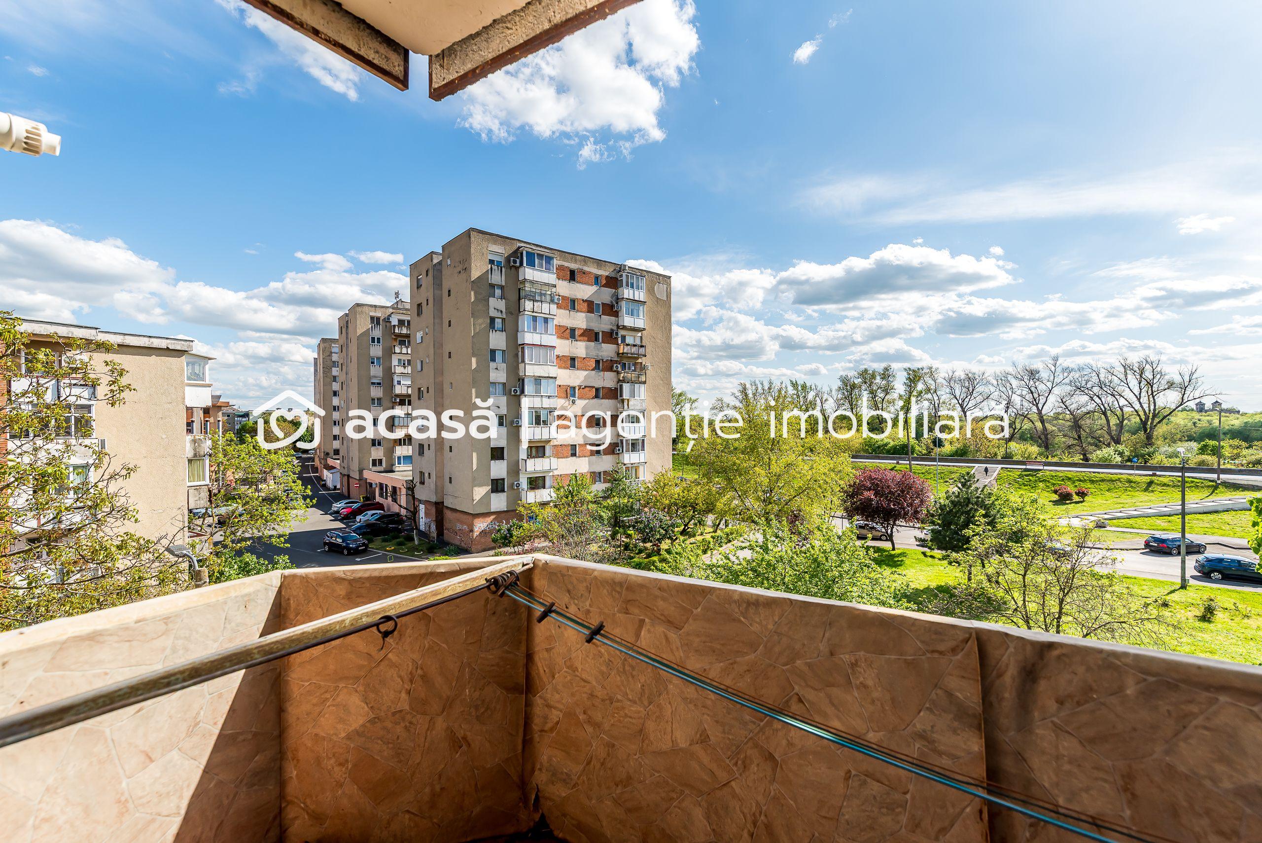 Apartament 3 camere Micalaca 300. Vedere superbă spre Mureș - 1