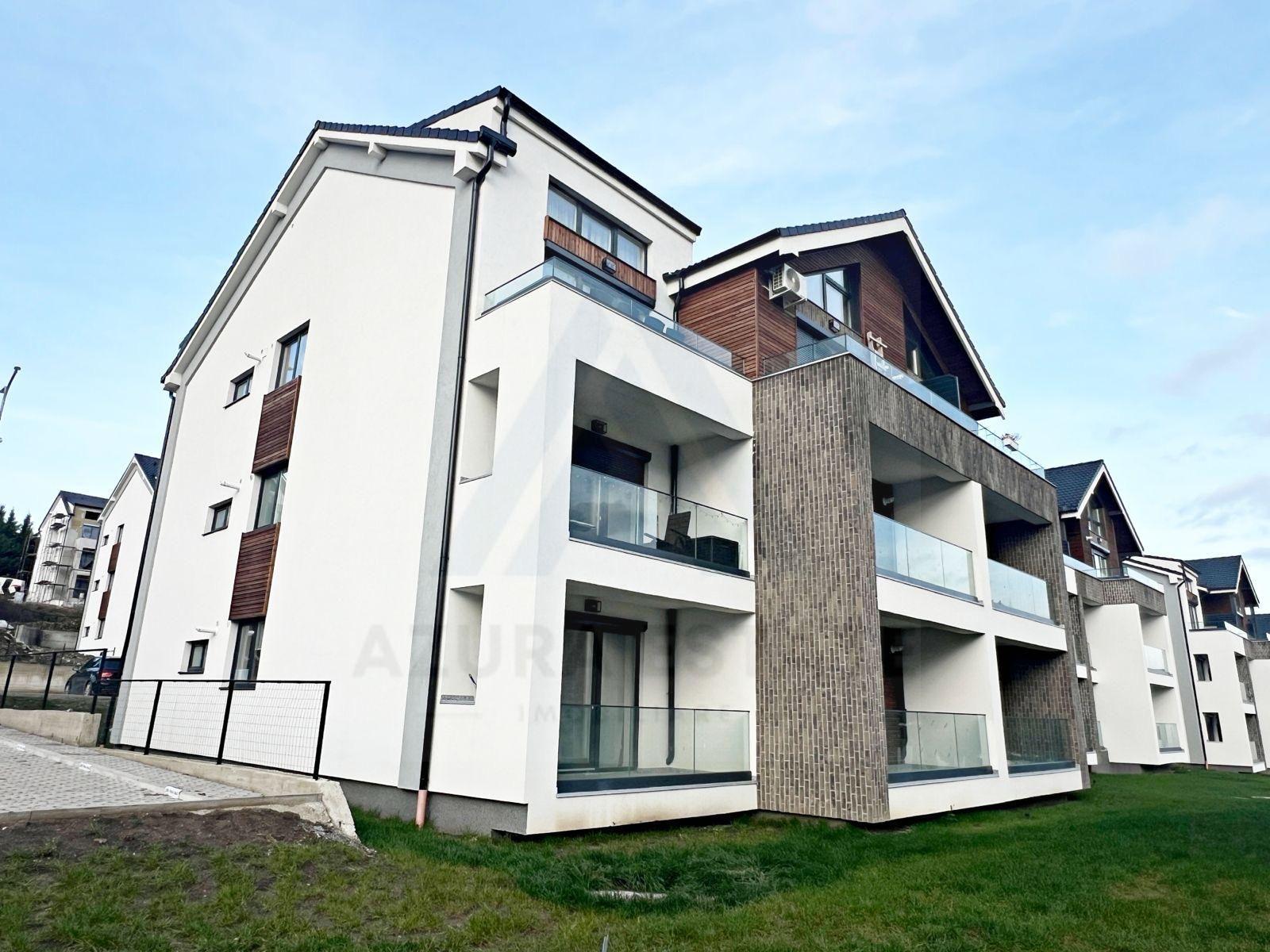 Apartament ultrafinisat 2 camere balcon 7.5 mp si parcare in Cristian - 1