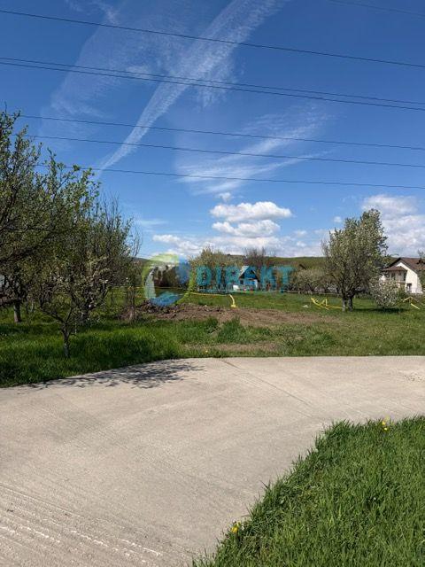 Teren intravilan , zona Unirea - 3