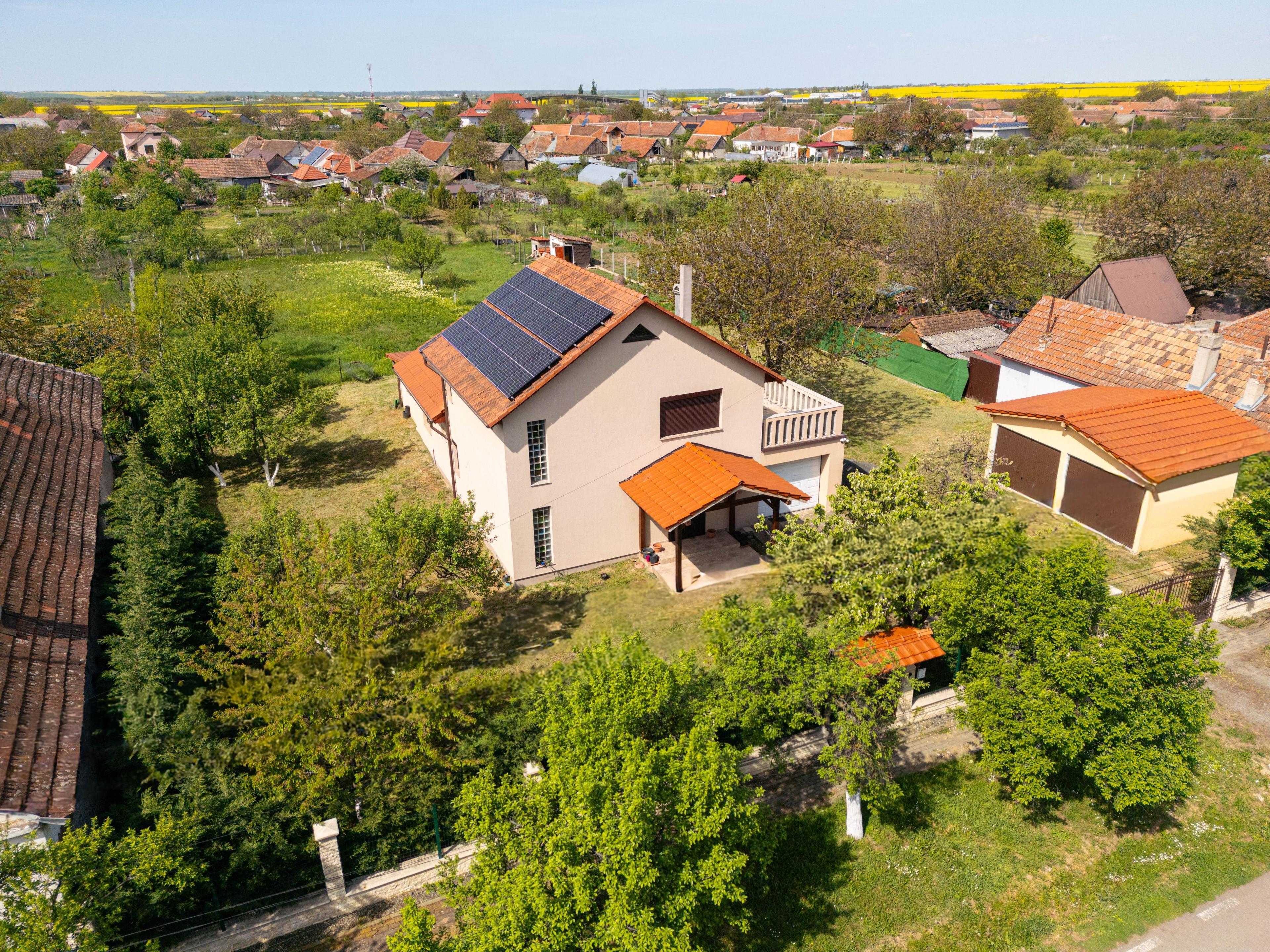 Vanzare Casa Noua Independenta Energetic în Stil Italian – Paulis - 1