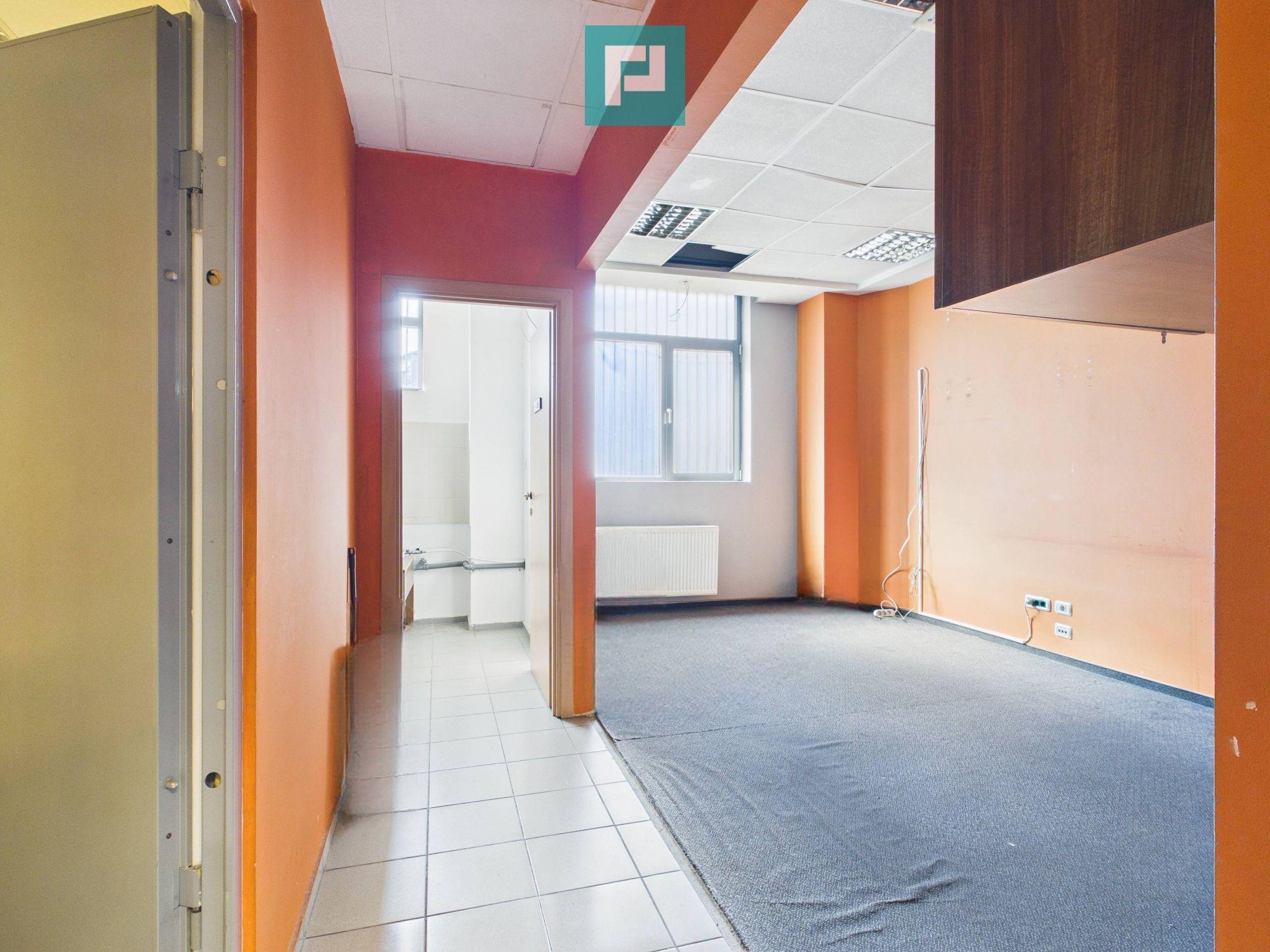 Spațiu Comercial Zona Soarelui Bulevardul Sudului - 9