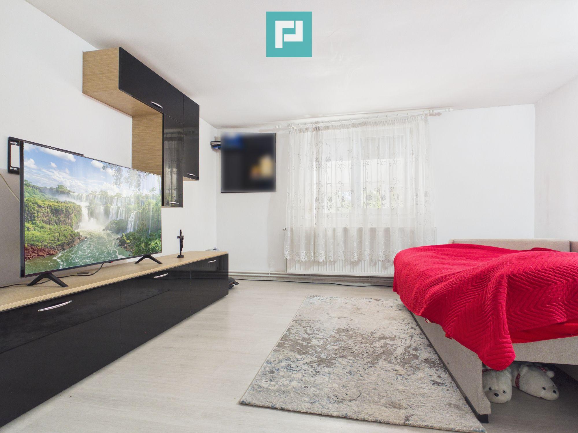 Casă retrasă Pișchia – 4 camere, teren 920 mp - 2