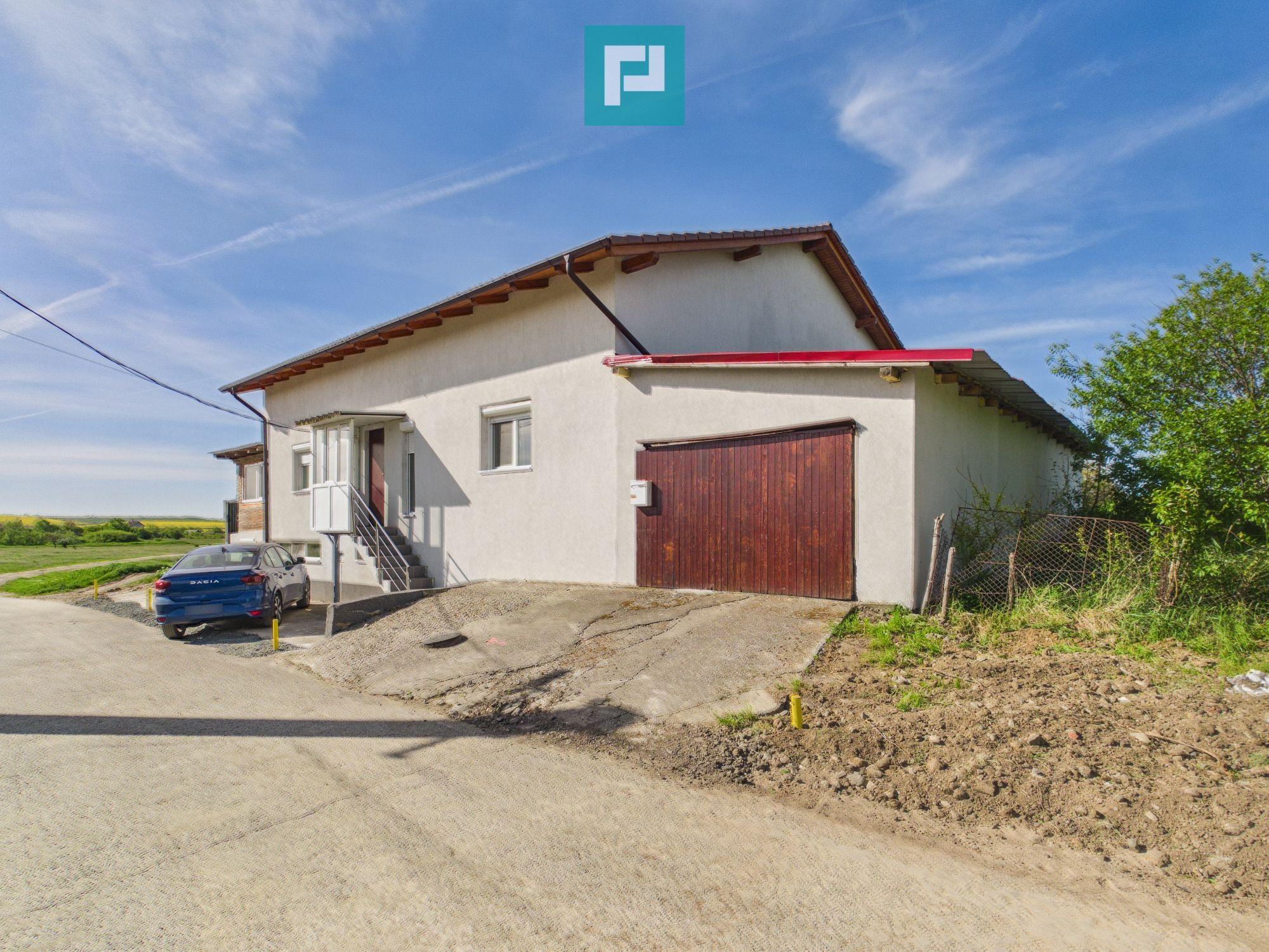 Casă retrasă Pișchia – 4 camere, teren 920 mp - 1