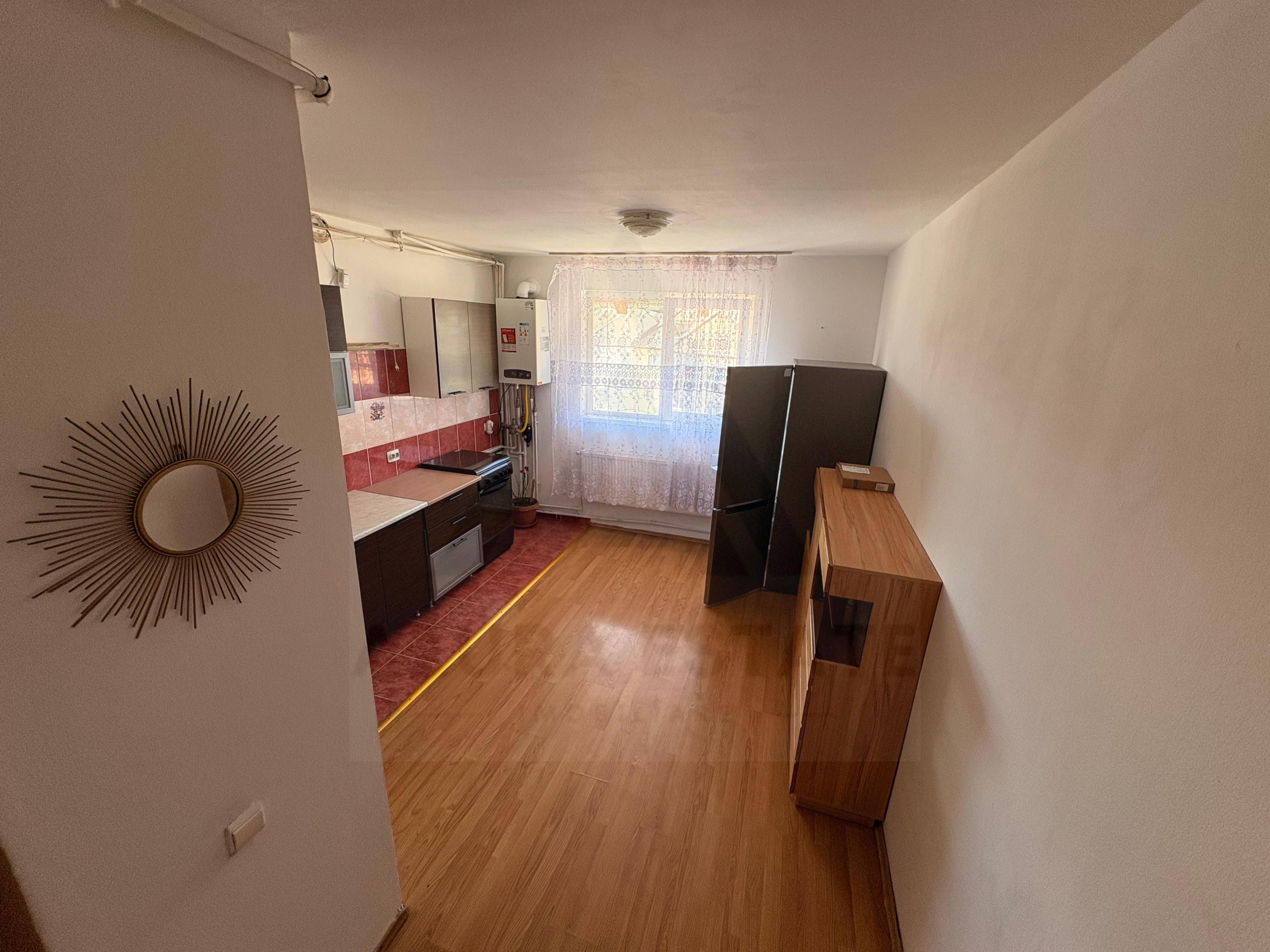 Garsonieră compartimentată pe 2 niveluri in zona Terezian - 7
