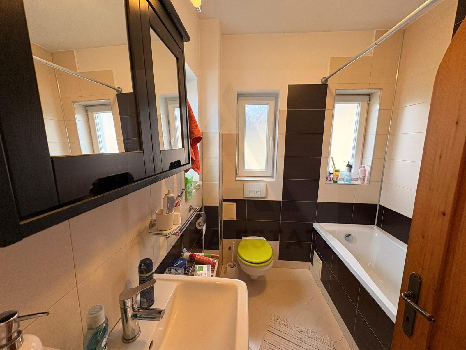 Casă modernă 140 mp utili 4 camere 2 bai si teren 490 mp in Șura Mica - 8