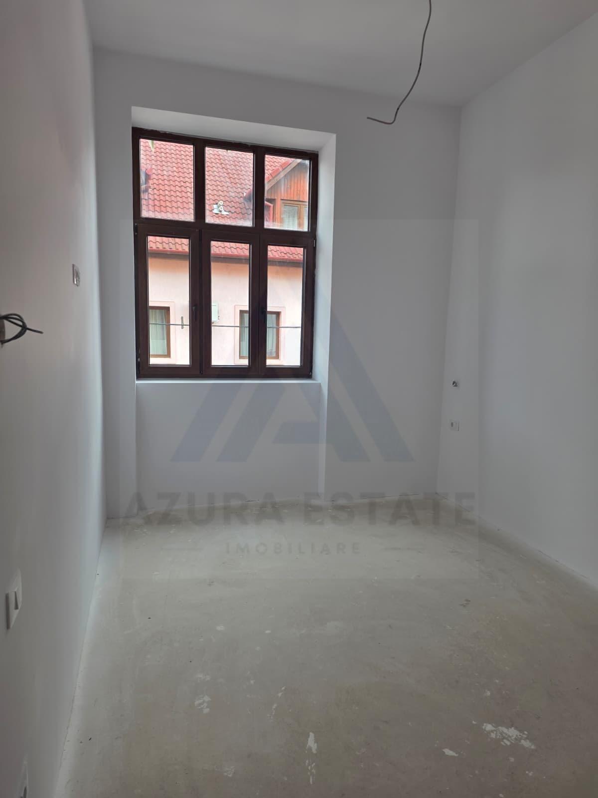 Apartament renovat 3 camere 2 bai 85 mp si pivnita în zona Central - 3