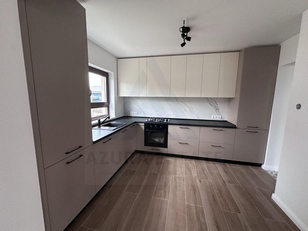 Casă premium complet utilata 5 camere 3 bai teren 427 mp în Cisnădie - 1