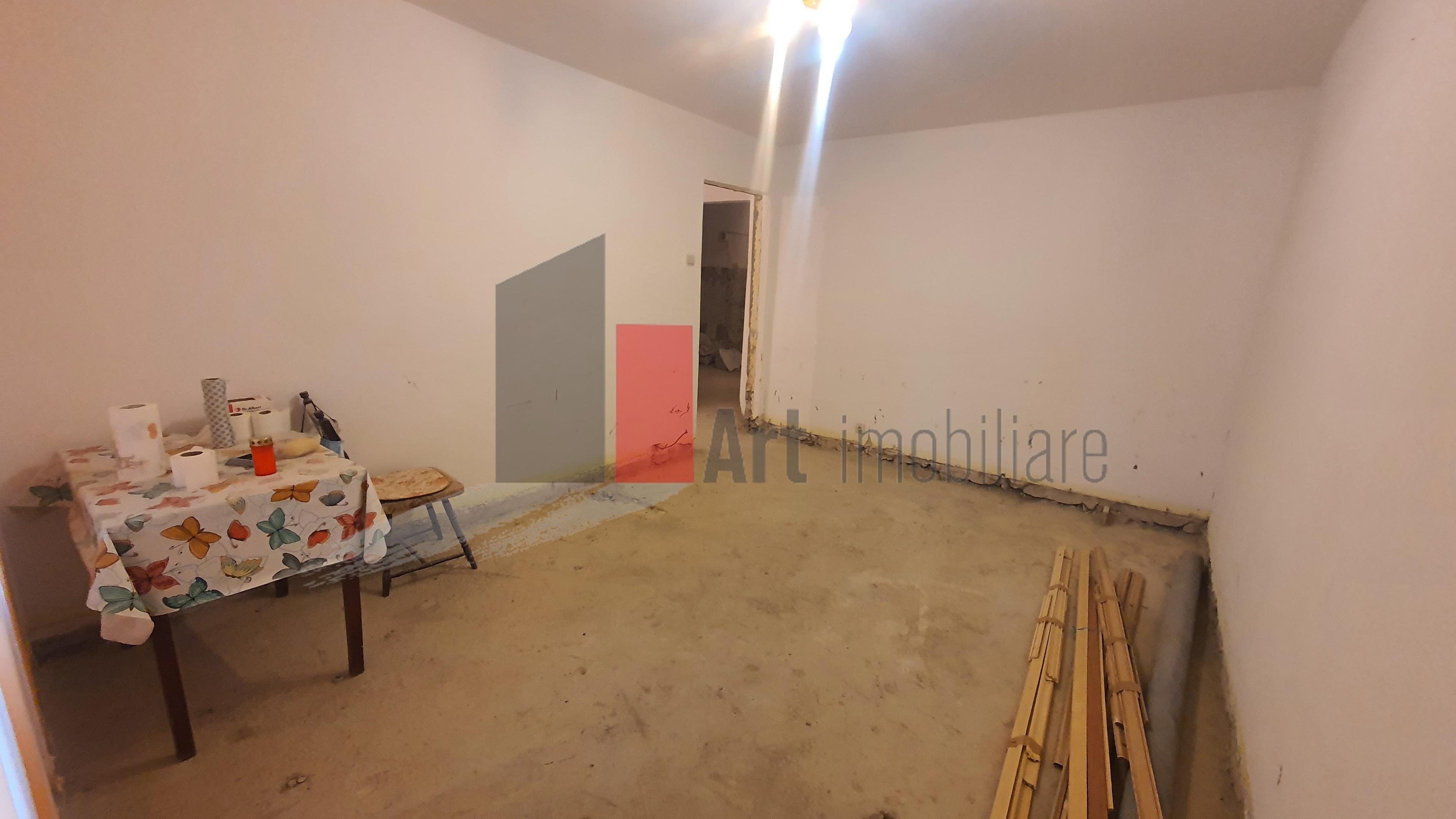 Super Ocazie - Ap 4 cam Giurgiu decomandat, parter - 6