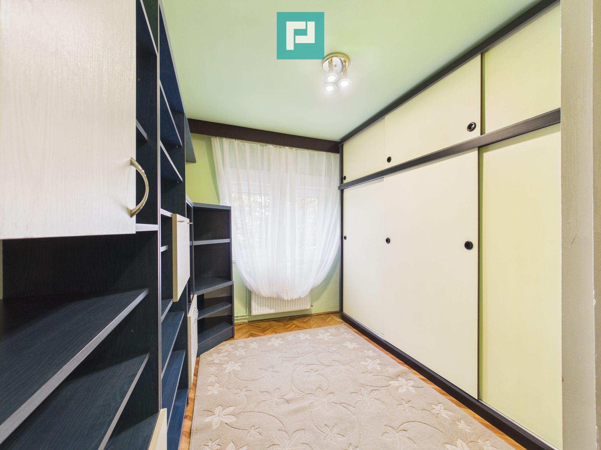 Apartament cu 5 camere în zona Polivalentă - 13