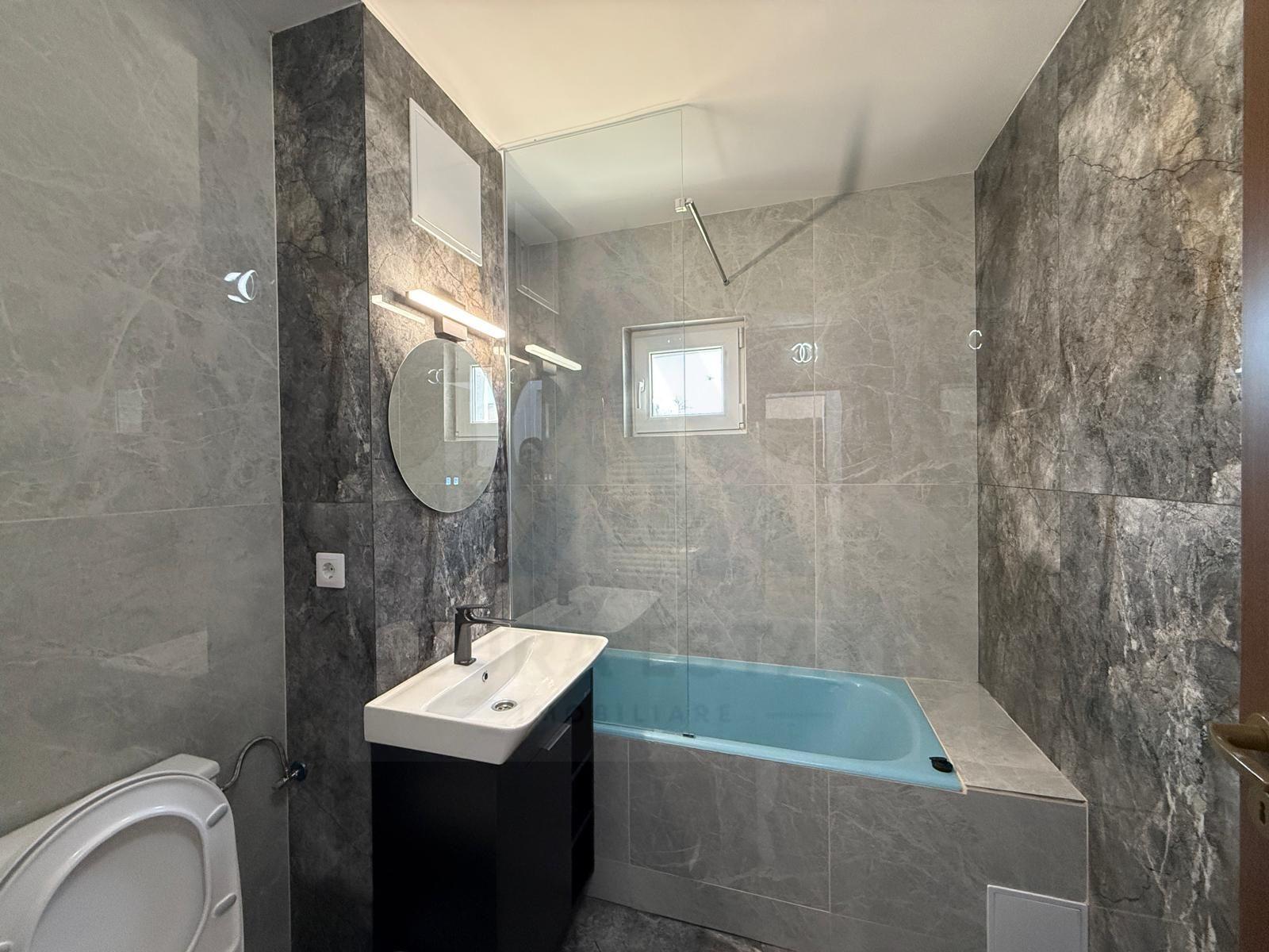 Apartament decomandat cu 4 camere 2 băi și 2 balcoane in Valea Aurie - 10