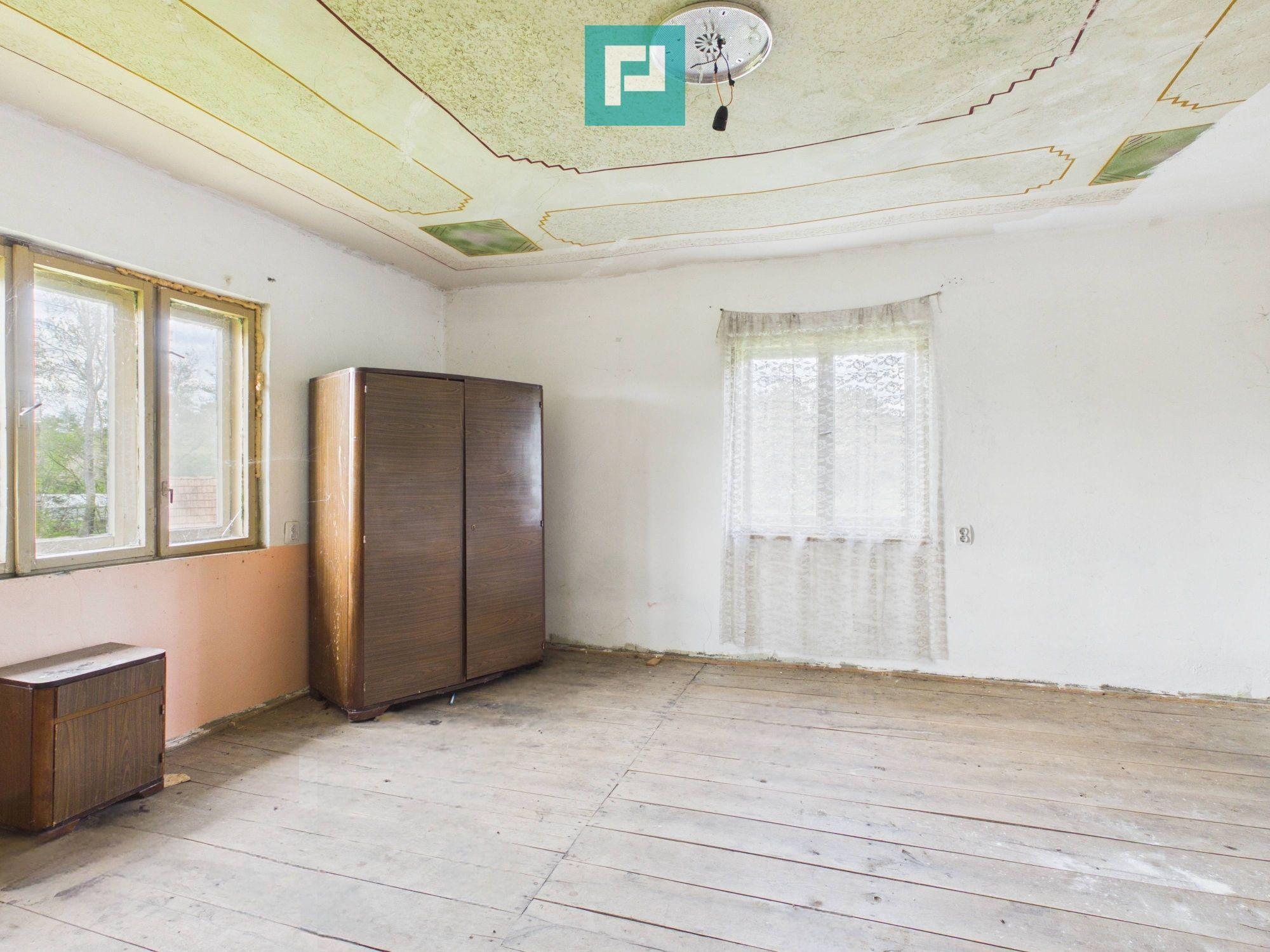 Casă cu teren de 17.681 mp, în loc. Hălmăgel, Arad - 2