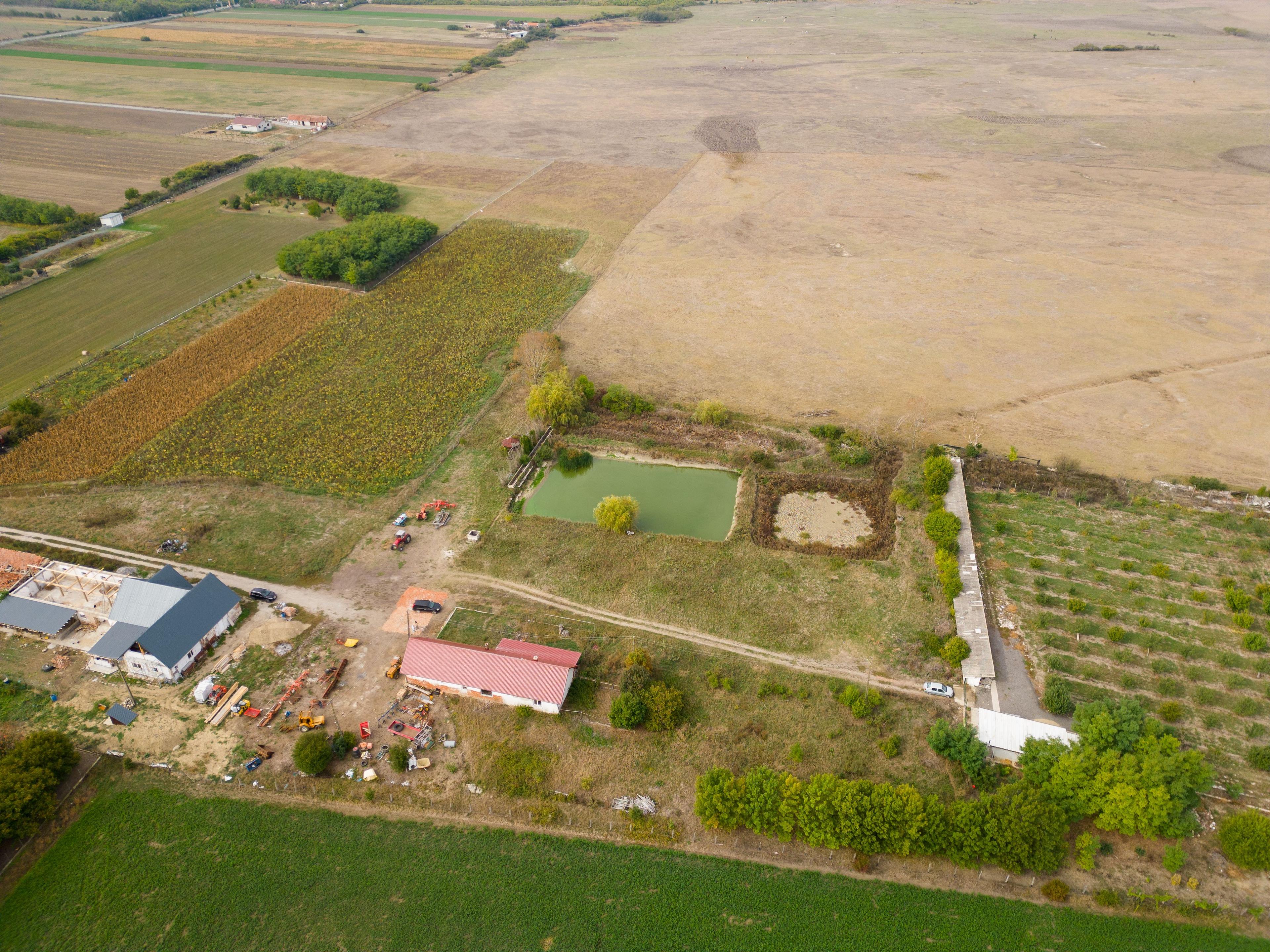 Casă cu teren 13 418 mp intravilan - 29