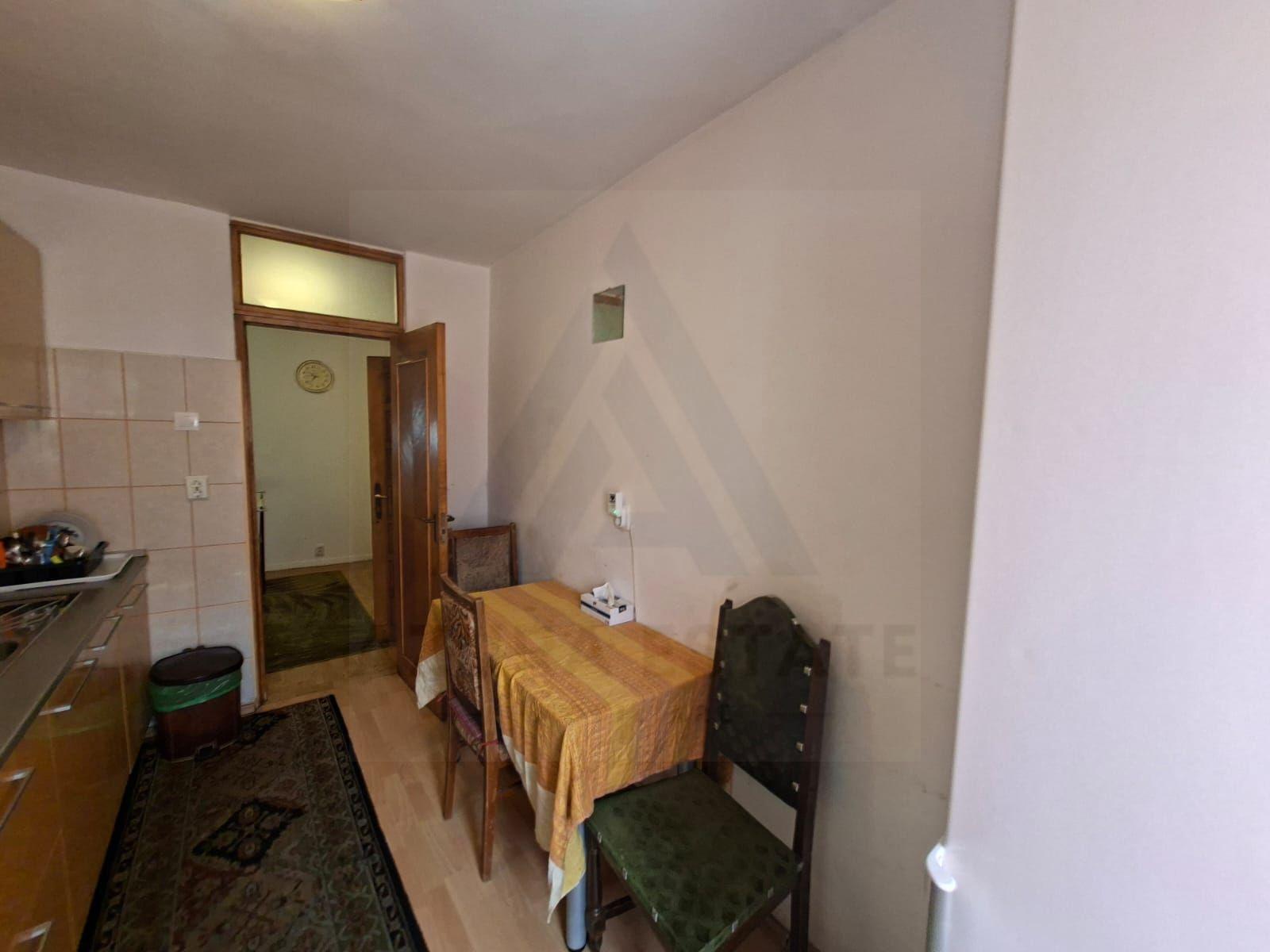 Apartament 3 camere 70 mp Parcul Sub Arini - 3