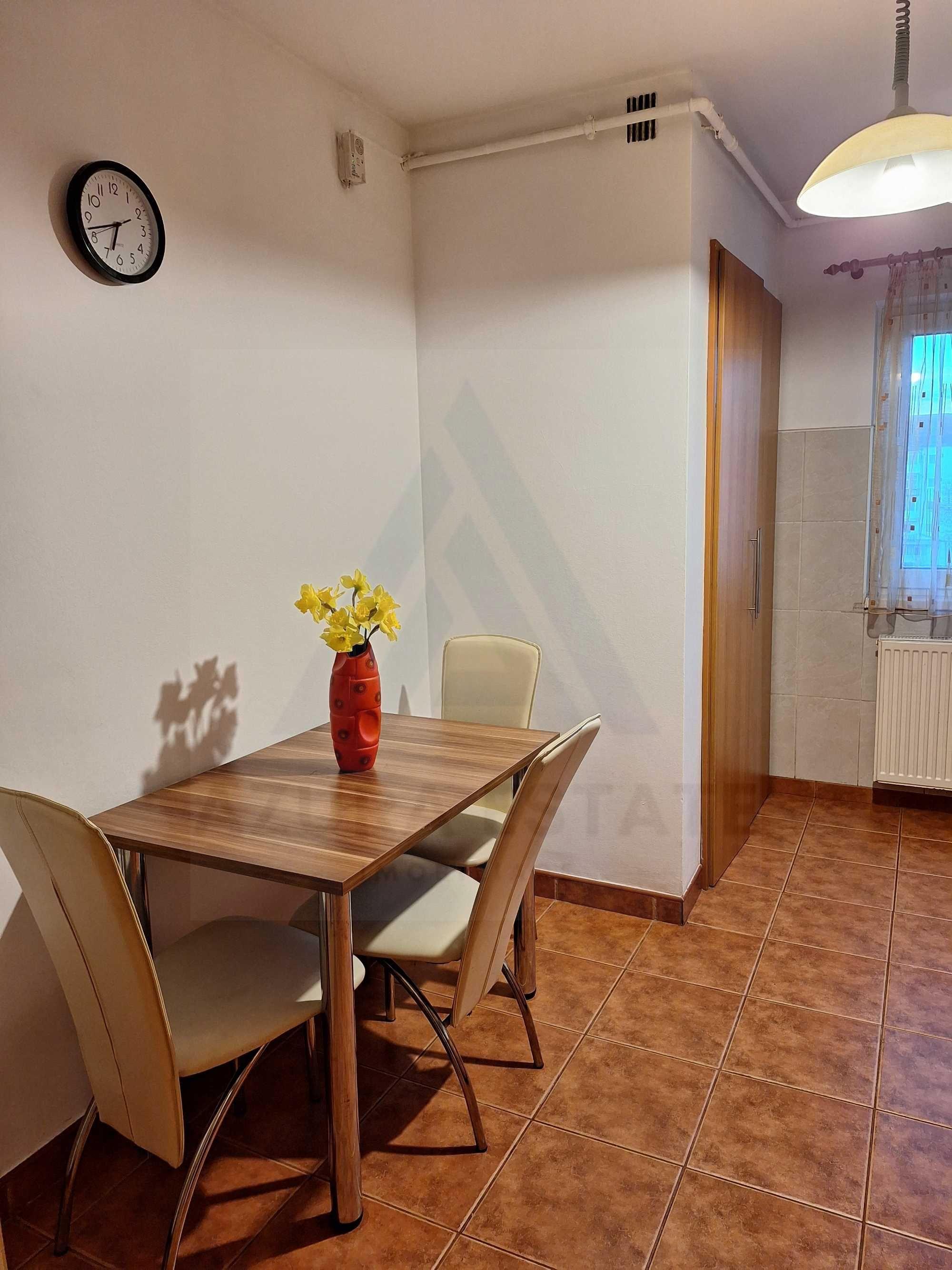 Apartament 84 mp utili 4 camere 3 dormitoare 2 balcoane zona Strand I - 4