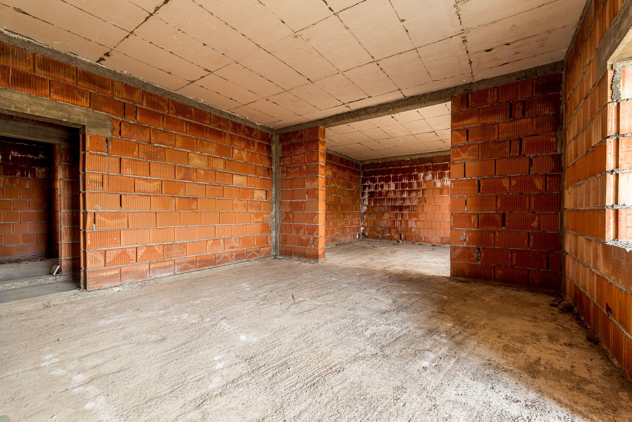 Casă finisată + casă în construcție, la același preț! - 11