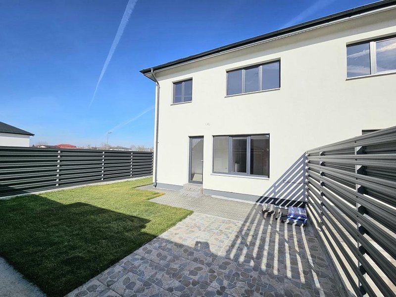 Direct proprietar Glina de vanzare vila noua 4 camere - 6