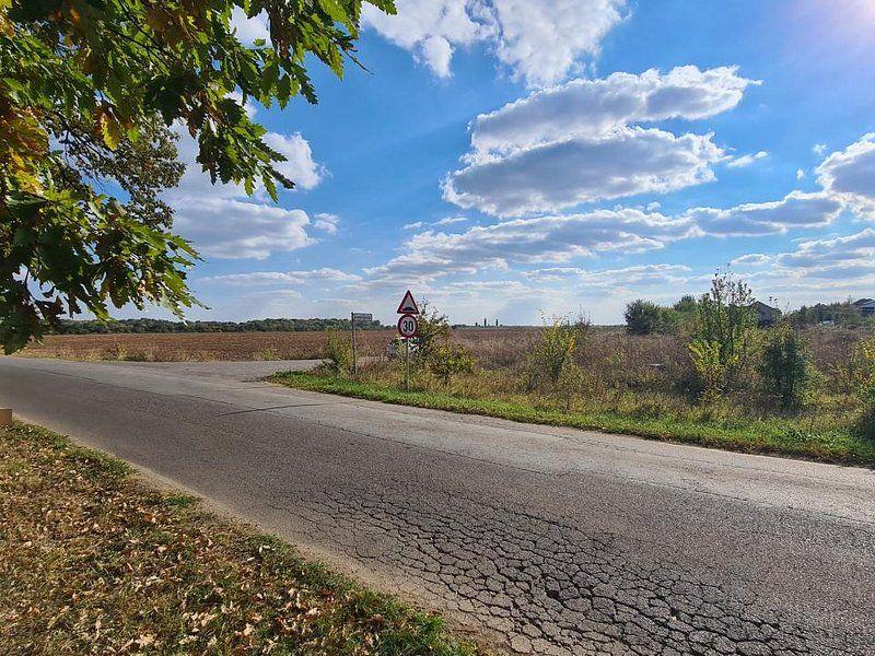 Teren intravilan de vânzare Corbeanca padure – 721 mp, utilități, - 2