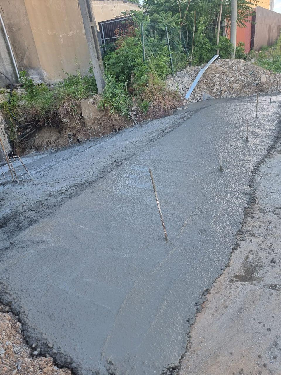 Drumul intre Tarlale spatiu 700 mp - 14