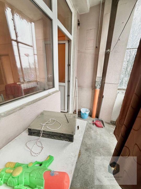 Metrou Lujerului - ap. 3 camere - necesita renovare completa - 6