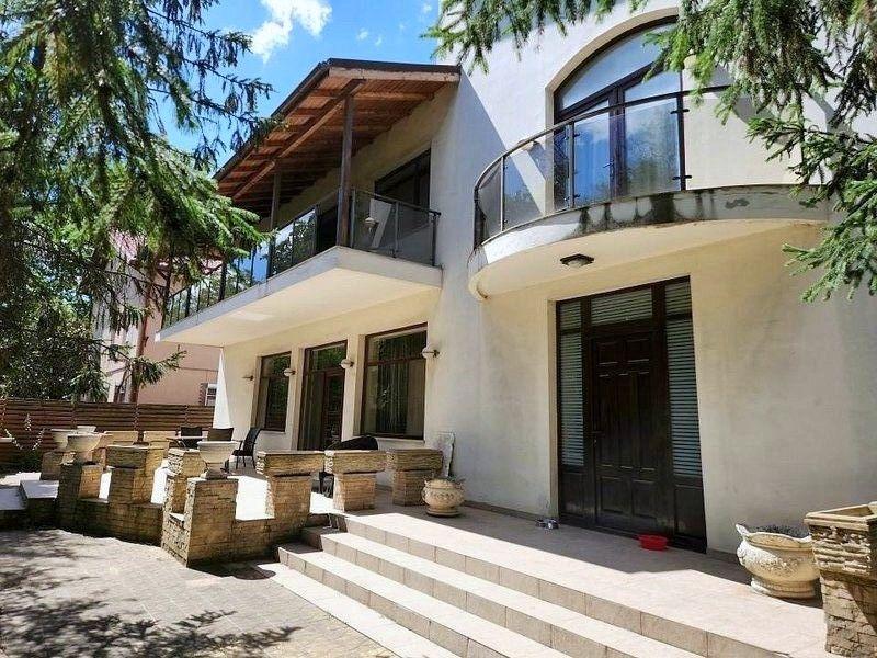 Baneasa Teisani vila 7 camere teren 1000 mp - 2