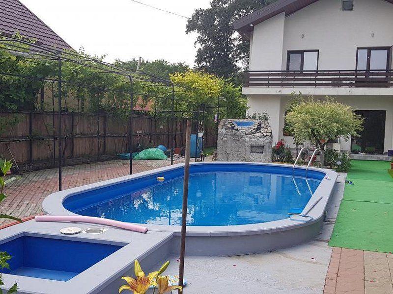 Afumati vila 8 camere , teren 1300 mp , piscina - 1