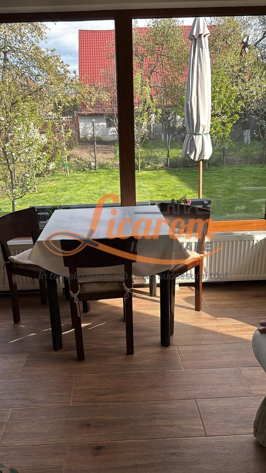 Proprietate saseasca cu 2 corpuri de casa, Comuna Vulcan,Brasov. - 2
