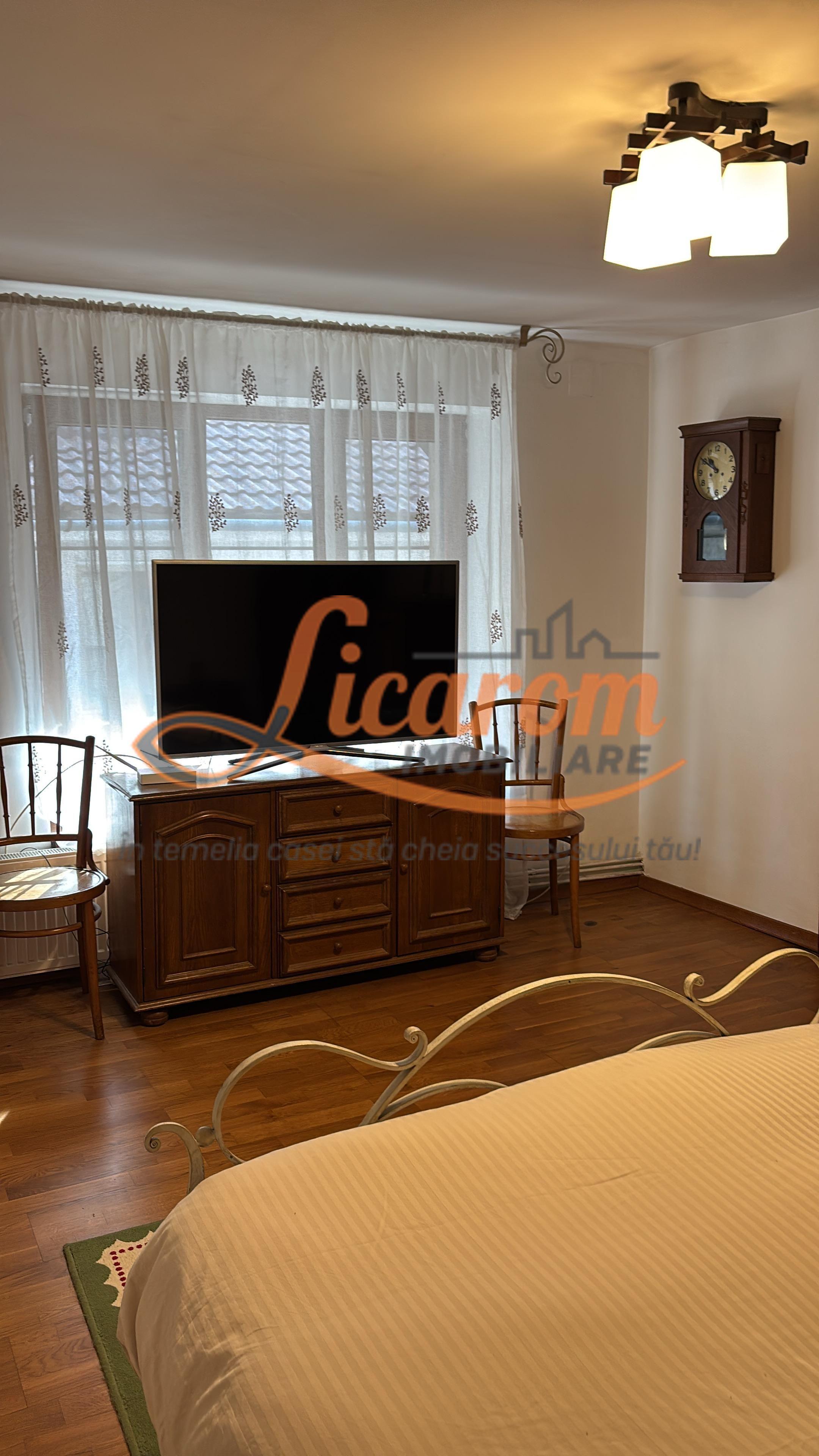 Proprietate saseasca cu 2 corpuri de casa, Comuna Vulcan,Brasov. - 4