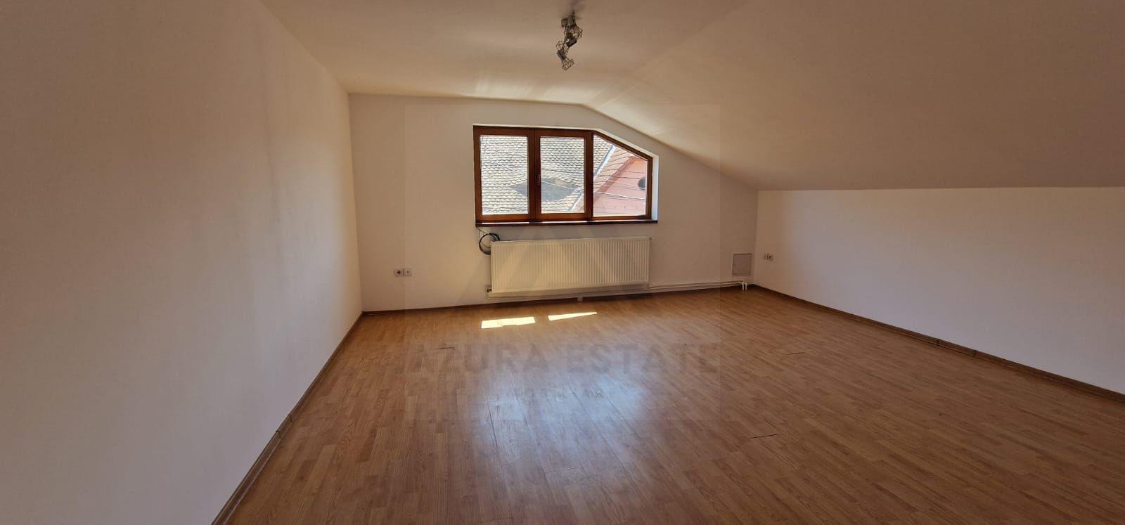 Casa P+1+M cu 5 camere teren 486 mp garaj si filigorie in Trei Stejari - 9