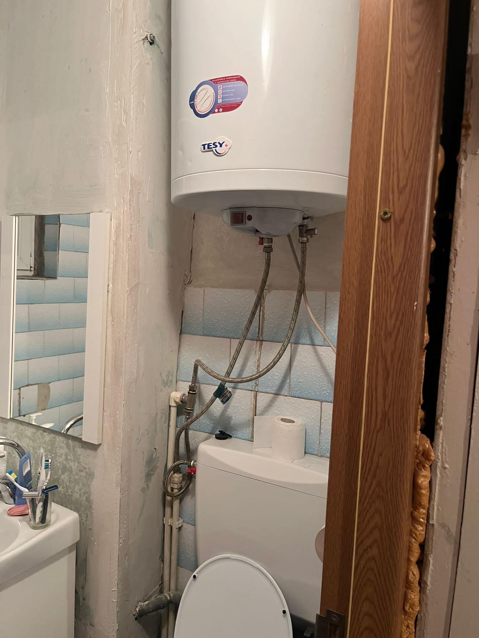 De vanzare apartament 3 camere Micro 16, etaj 4/4, 64.000 euro - 3