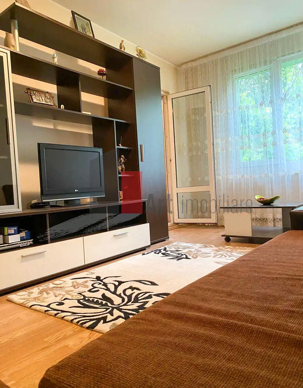 Apartament 3 camere Titan-Sălăjan - 2