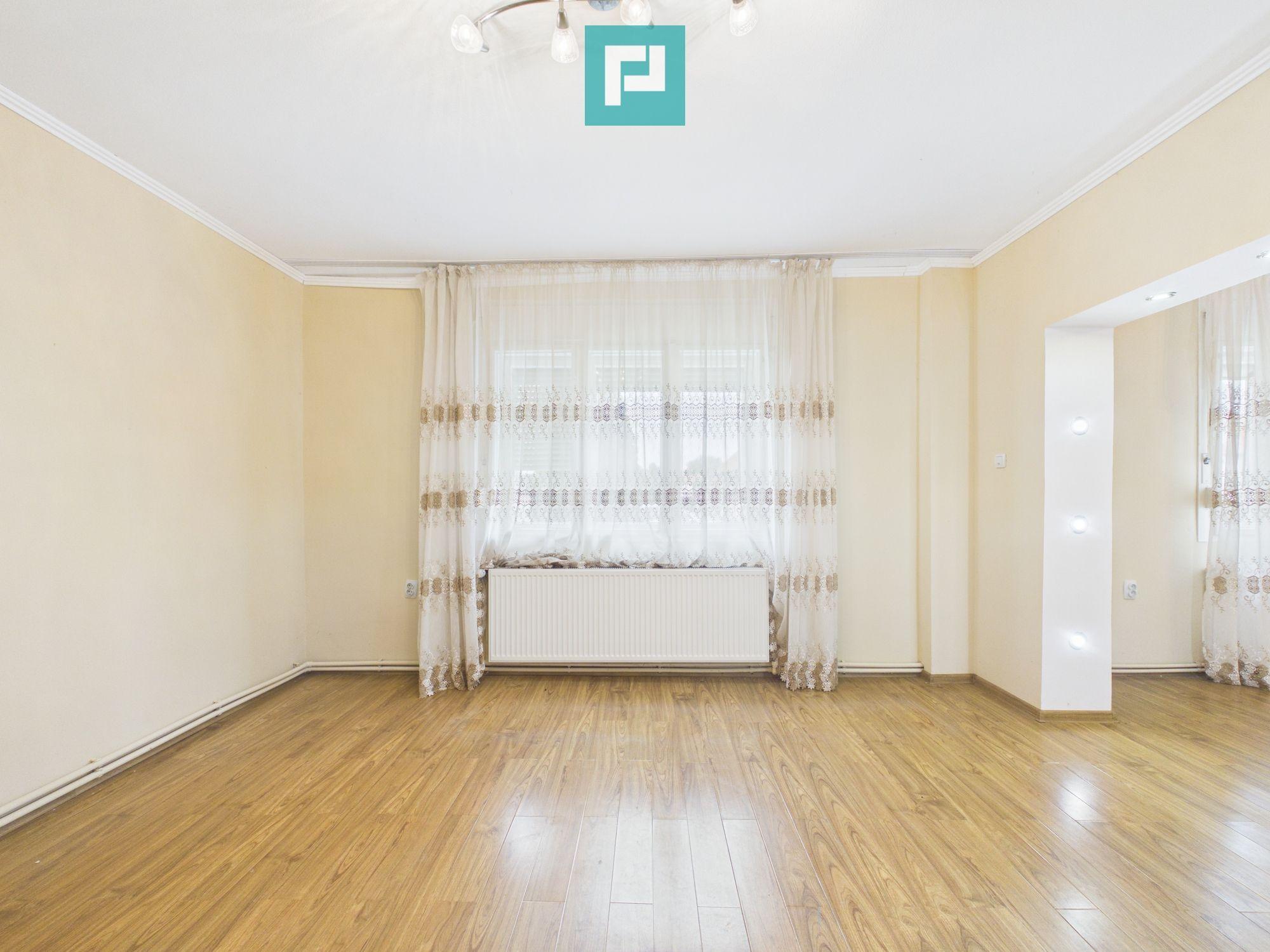 Casă complet modernizată, P+1 în Buteni, Arad - 43