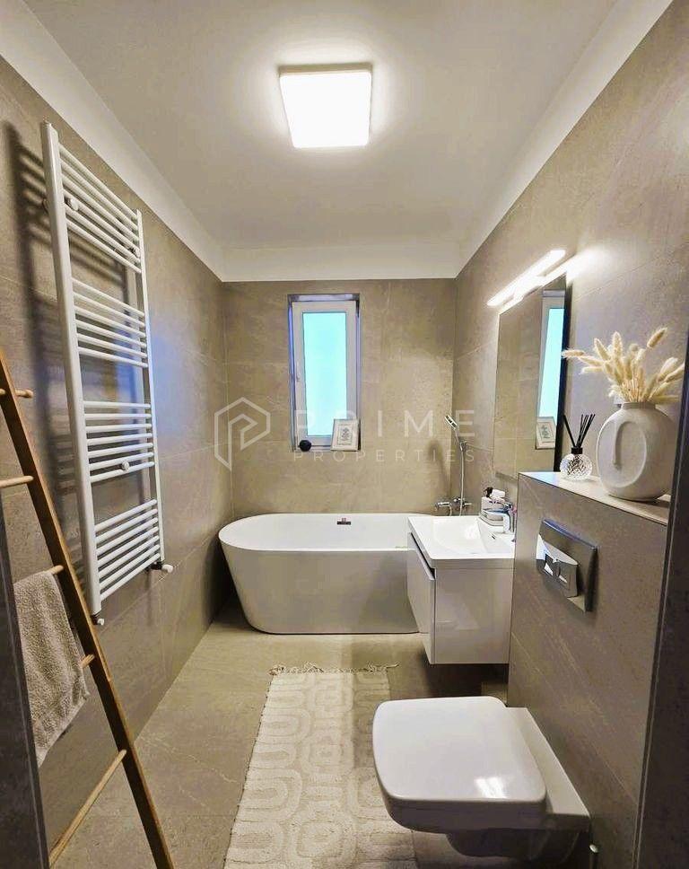 Penthouse 120 mp utili, 4 camere, cu terase generoase 60 mp, Unirii - 10