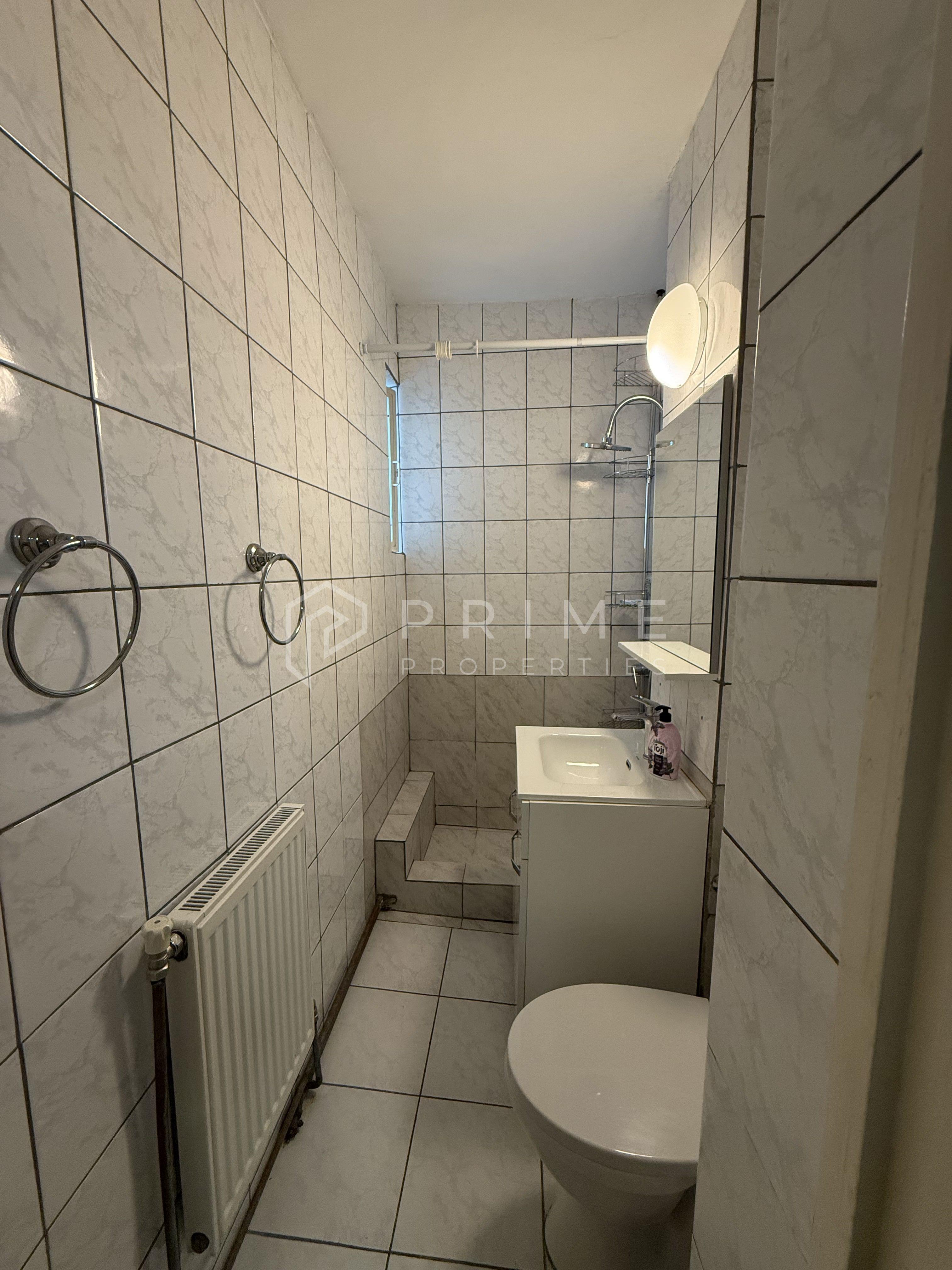Apartament 3 camere de închiriat – Dâmbu, etaj 1, ideal pentru studenț - 7
