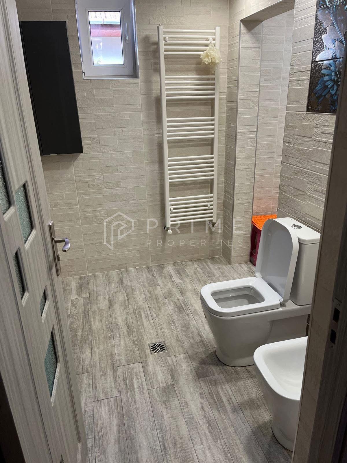 Casa cu front stradal, 7 Noiembrie, ideala clinica/cabinet/locuinta - 7