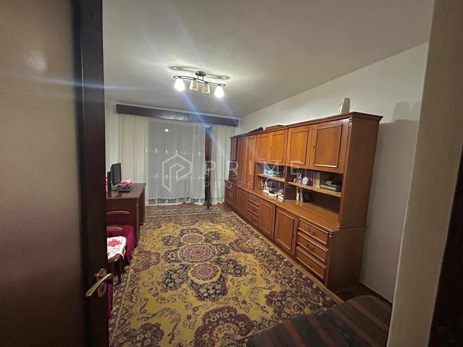 Apartament 3 camere de vânzare – spațios, luminos- str. Cutezanței - 1