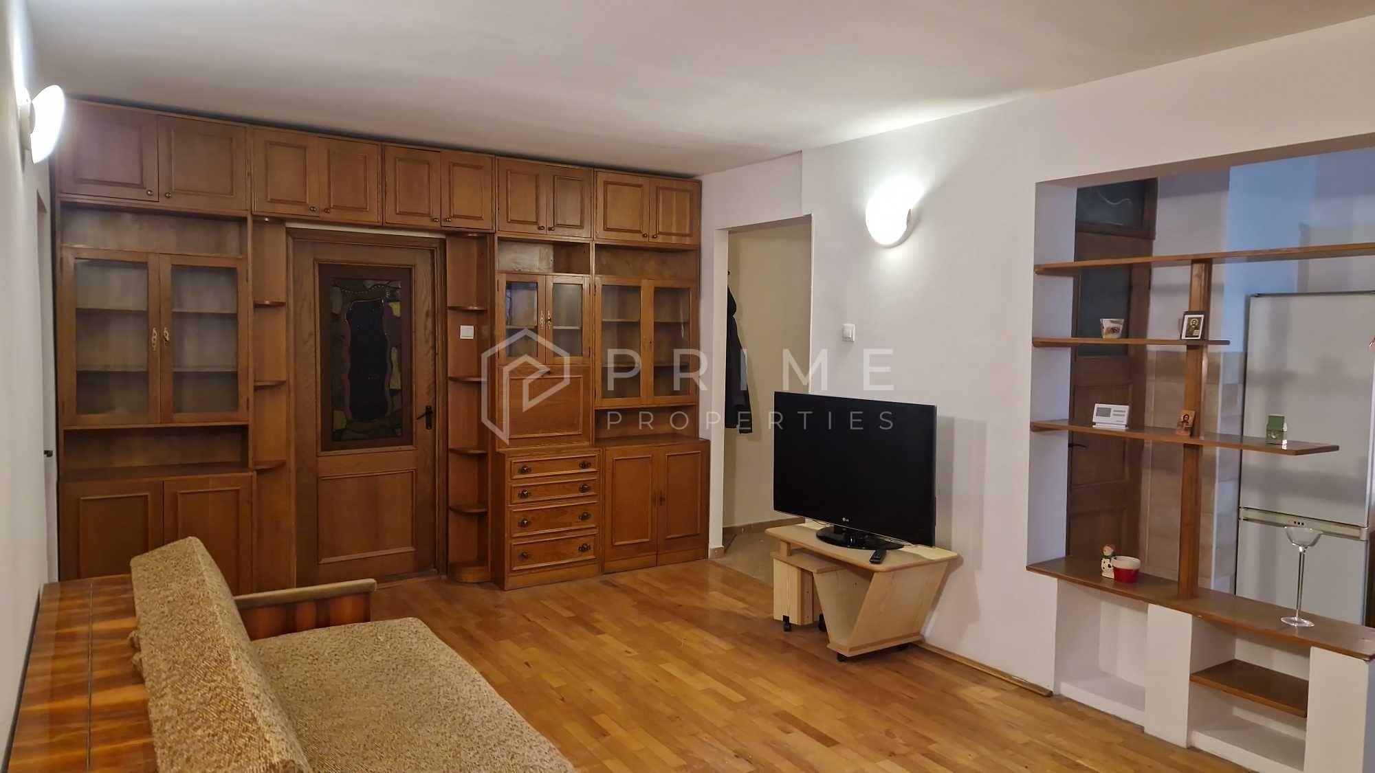 Apartament 3 camere – proaspăt renovat – zona 7 Noiembrie - 2